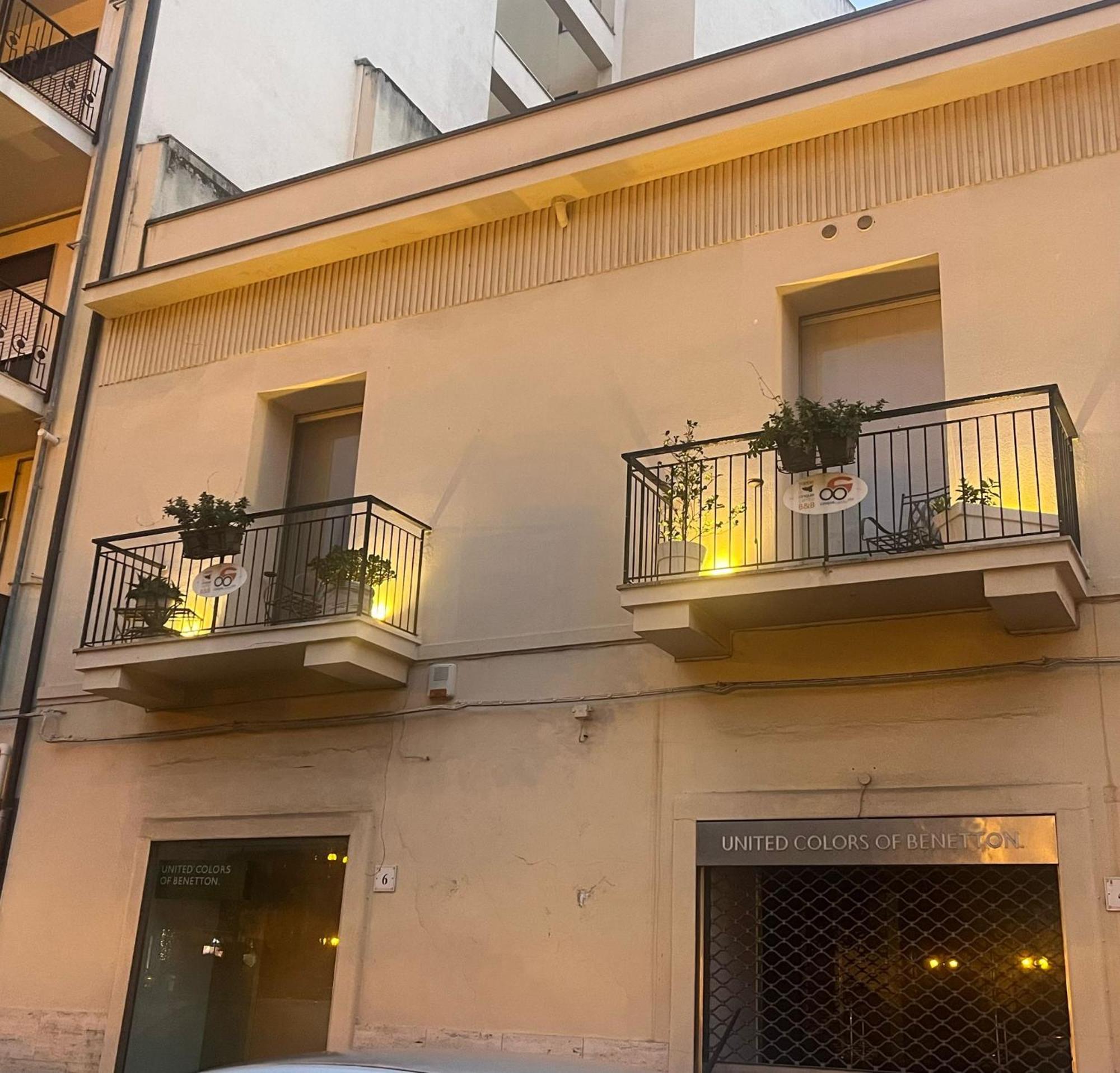 Cinquecento B&B Barcellona-Pozzo di Gotto Dış mekan fotoğraf