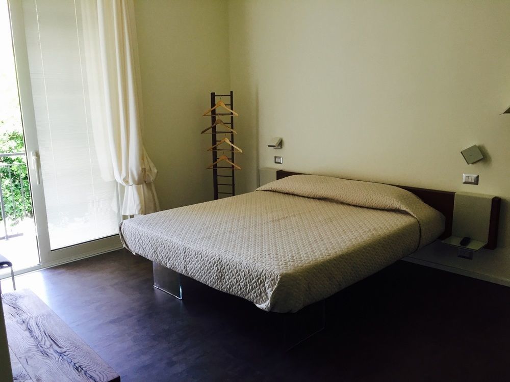 Cinquecento B&B Barcellona-Pozzo di Gotto Dış mekan fotoğraf